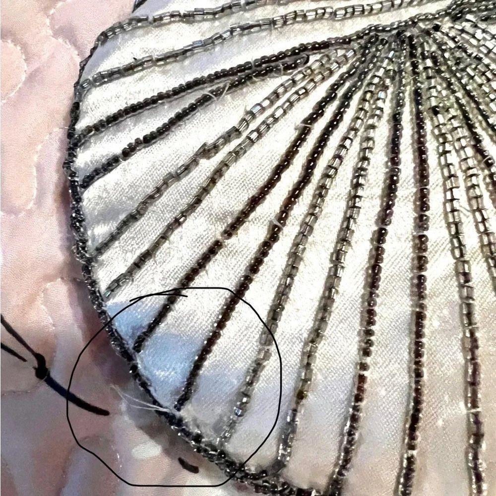 Vintage Magid White Micro Beads Evening Purse new - Picture 6 of 9